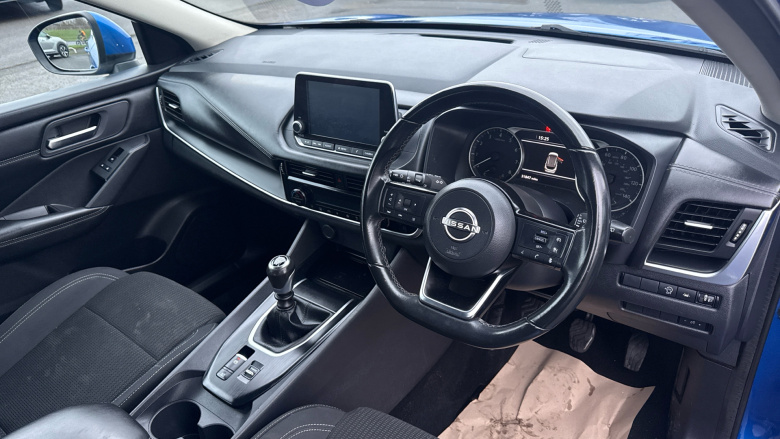 Nissan Qashqai 1.3 DiG-T MH Acenta Premium 5dr Petrol Hatchback